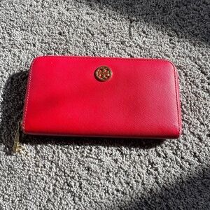 Tory Burch Elegant Red Zip-Around Wallet